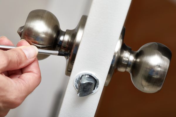Knob Installation