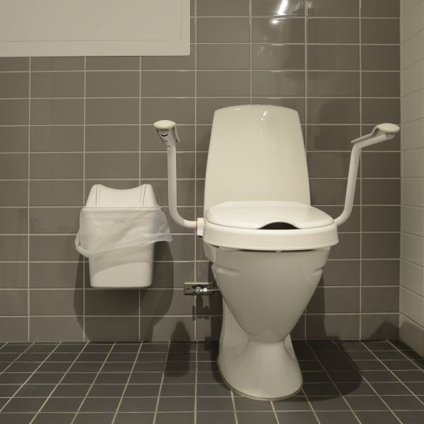 Commercial Toilet Repair in Hilliard